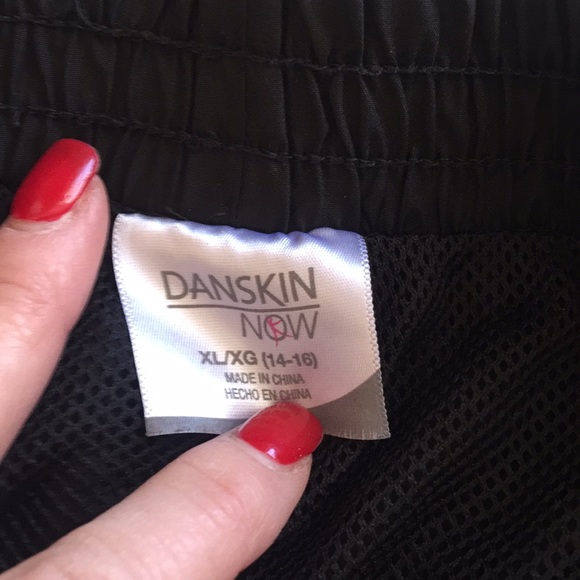 Danskin Now lightweight wind pants - Picture 4 of 4